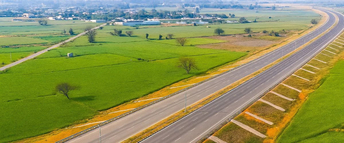 Best Property Options Near Jewar Airport for Smart Buyers 